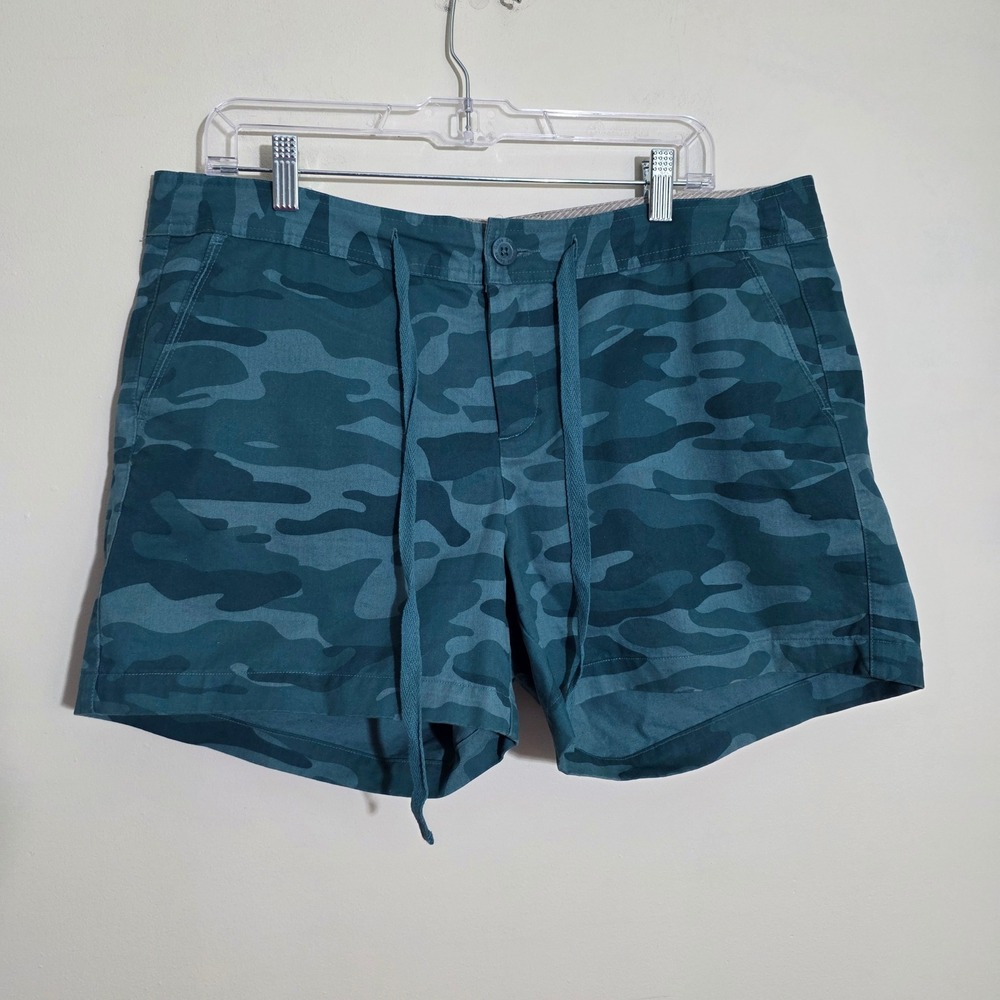 Gander Mountain Women Shorts Teal Camouflage Cotton Outdoor Casual Size 14